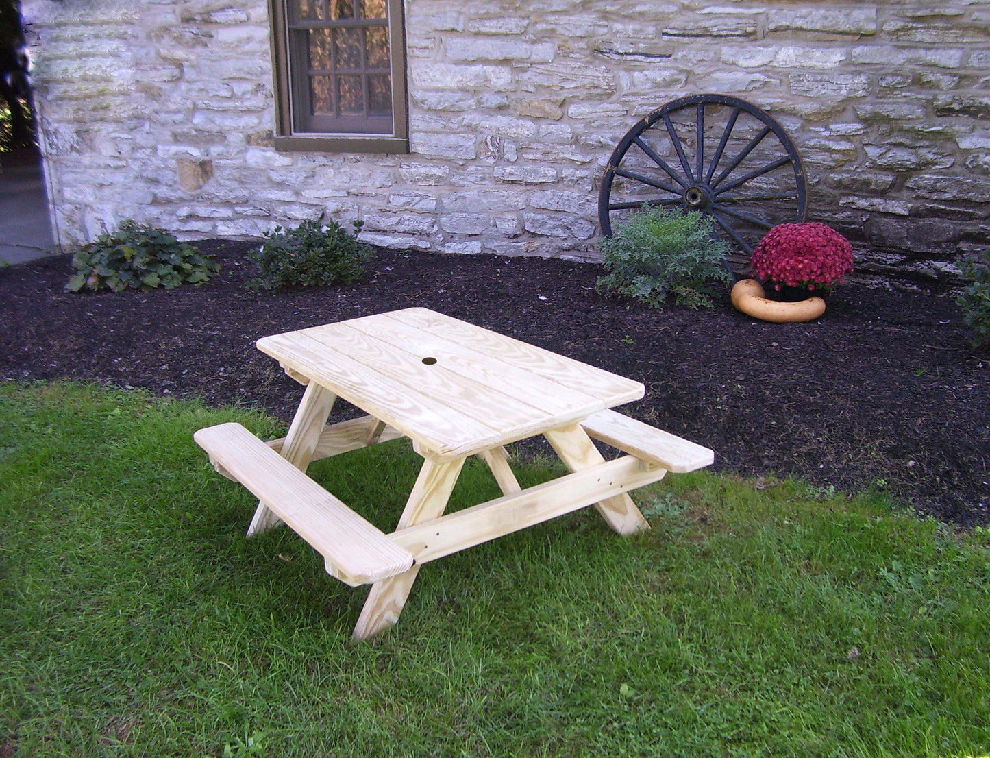 A&L Furniture Co. Yellow Pine Kid's Table (22" Wide) - Specify for FREE 2" Umbrella Hole - LEAD TIME TO SHIP 10 BUSINESS DAYS